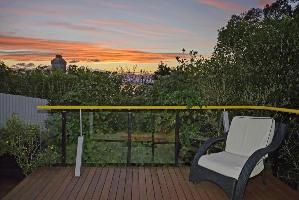 Апартаменты Coastal Escape Нельсон Номер фото