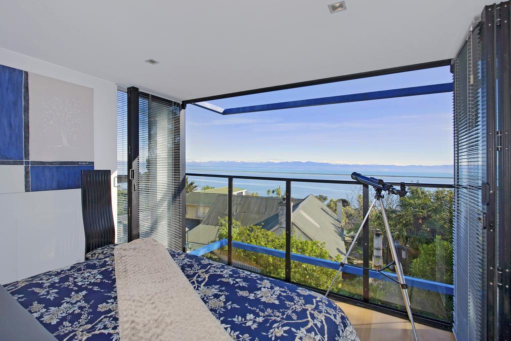 Апартаменты Coastal Escape Нельсон Номер фото